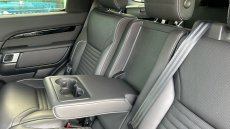 Land Rover Discovery 3.0 D300 S 5dr Auto Diesel Station Wagon